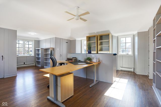 2505 Riverside Drive, Columbus, IN 47201