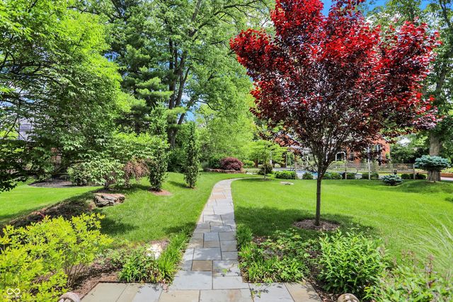 2505 Riverside Drive, Columbus, IN 47201