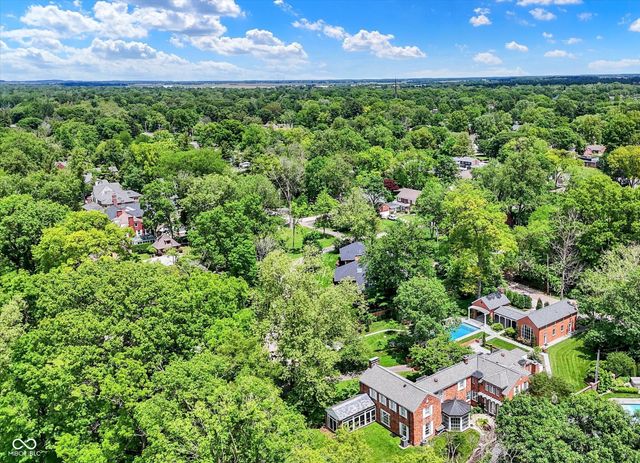 2505 Riverside Drive, Columbus, IN 47201