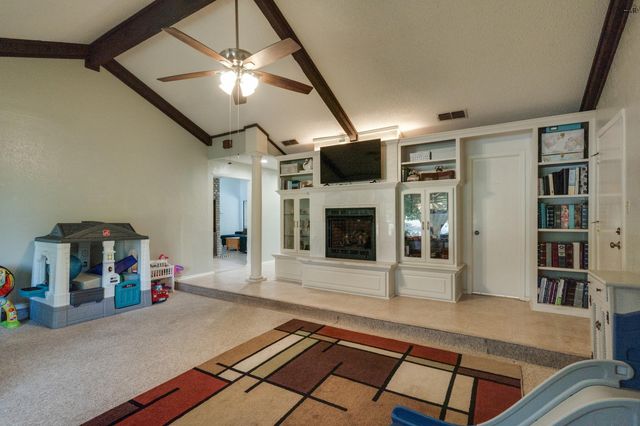 4400 RIDGEMONT DRIVE, Wichita Falls, TX 76309