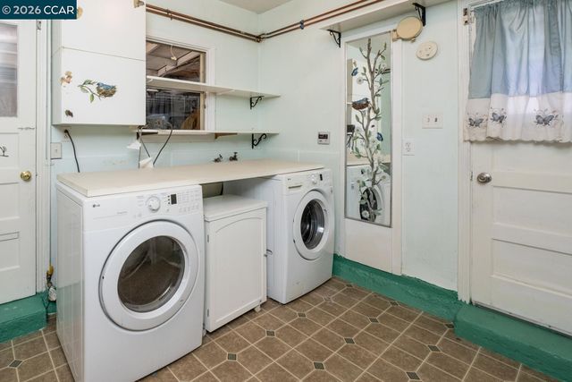 477 W 10Th St, Pittsburg, CA 94565