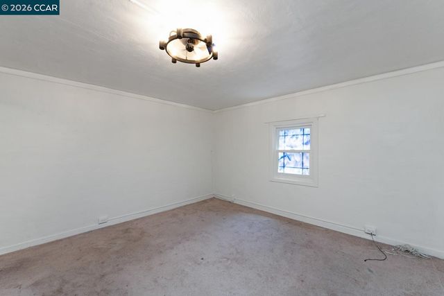 477 W 10Th St, Pittsburg, CA 94565