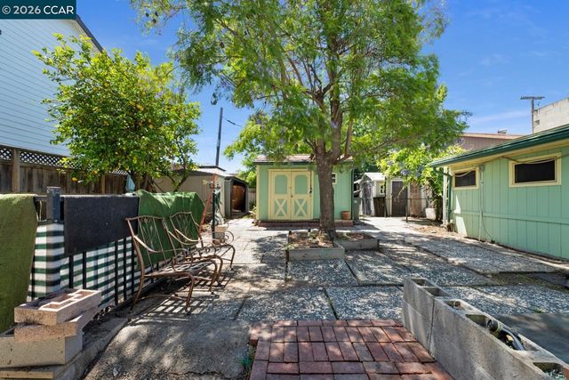 477 W 10Th St, Pittsburg, CA 94565