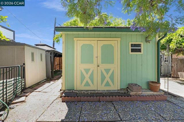 477 W 10Th St, Pittsburg, CA 94565