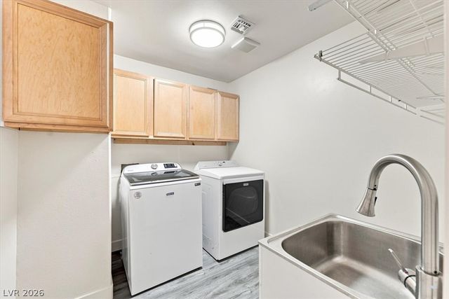 5337 Bright Sun Court, Las Vegas, NV 89130