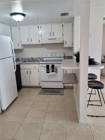 572 ORANGE DRIVE 65, Altamonte Springs, FL 32701