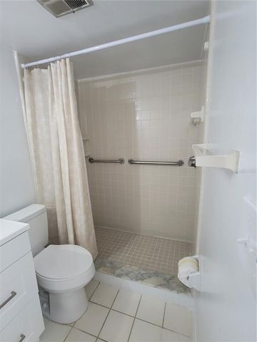 572 ORANGE DRIVE 65, Altamonte Springs, FL 32701