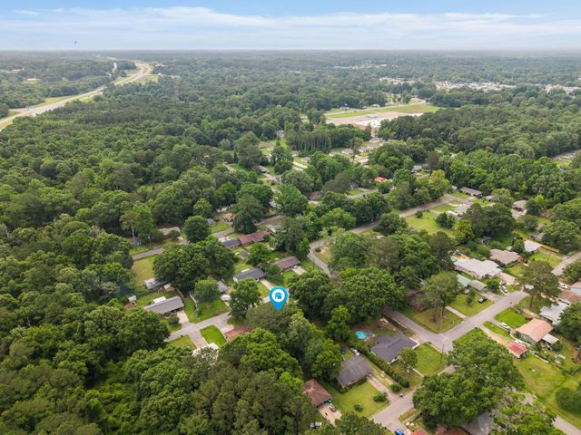 202 Elizabeth Ave., Petal, MS 39465
