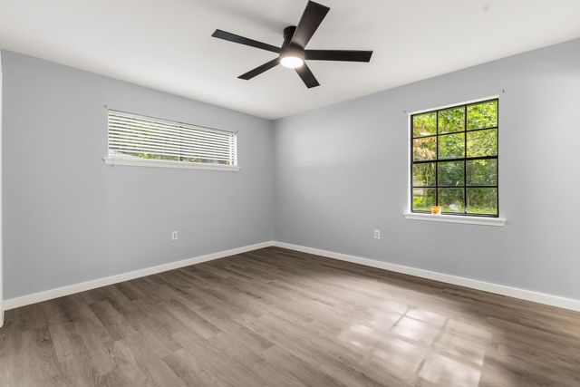 202 Elizabeth Ave., Petal, MS 39465