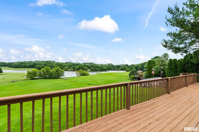 407 CHARTER OAK Drive, Sherman, IL 62684