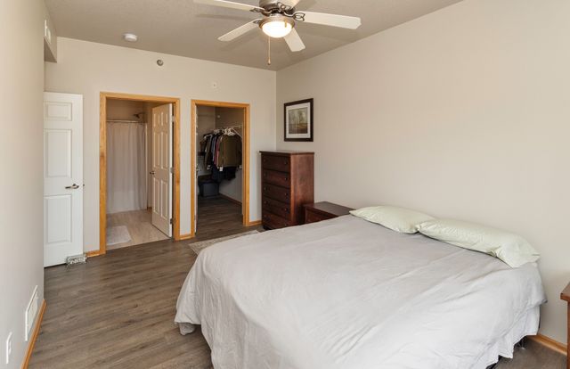 1805 SW White Birch Circle 6, Ankeny, IA 50023