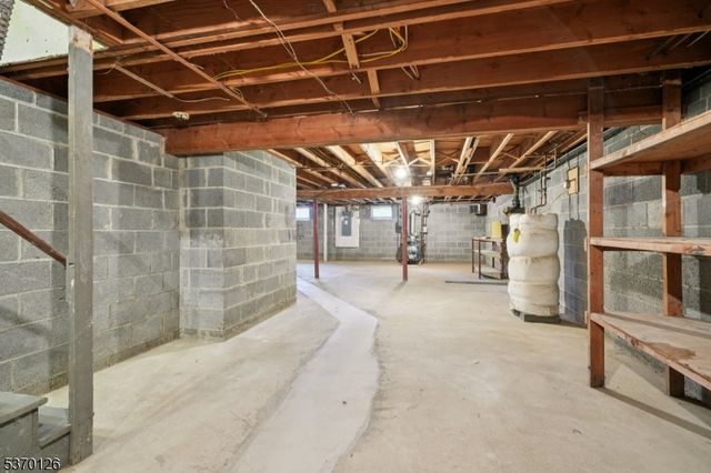 37 Cooke Rd, Blairstown Twp., NJ 07825