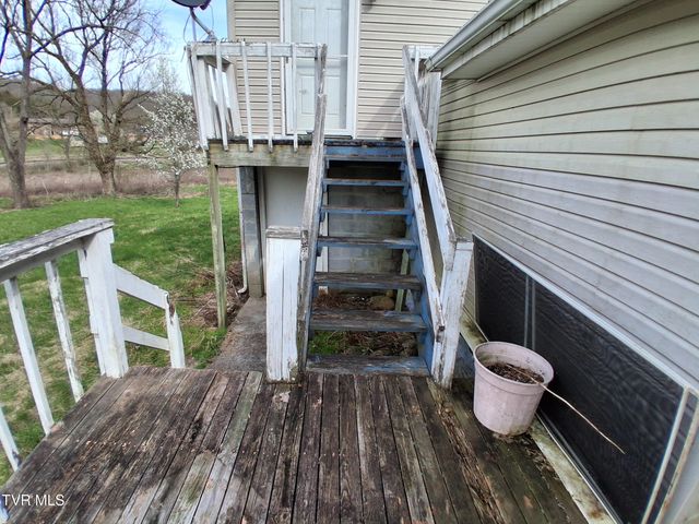 171 Hob Knob Drive, Gate City, VA 24251