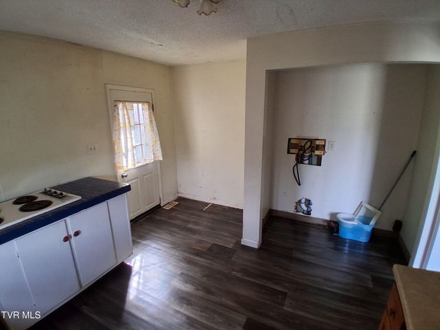 171 Hob Knob Drive, Gate City, VA 24251