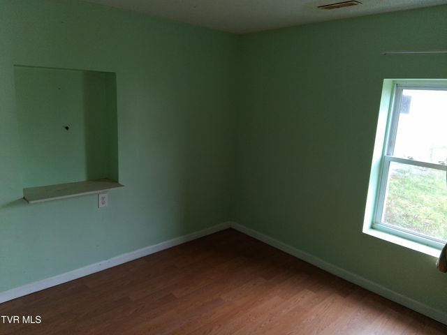 171 Hob Knob Drive, Gate City, VA 24251