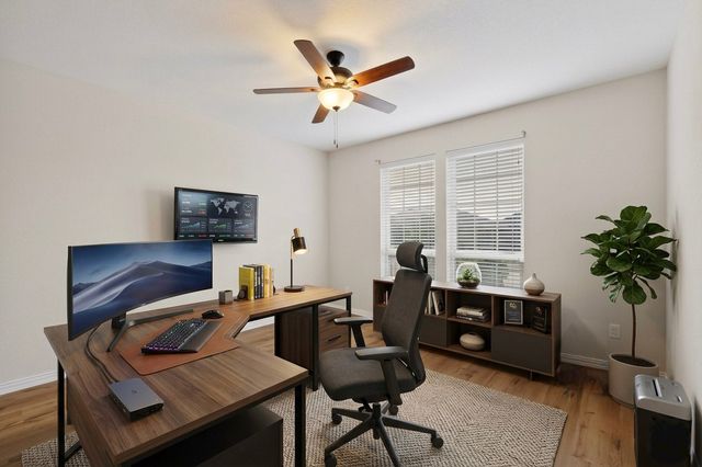 1605 Weeping Willow Lane, Arlington, TX 76002