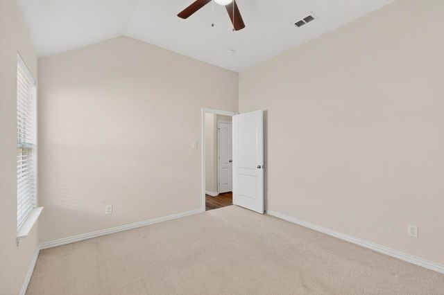 1605 Weeping Willow Lane, Arlington, TX 76002