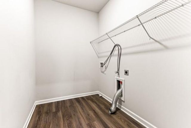 624 Fenwick Park Drive, Lawrenceville, GA 30045