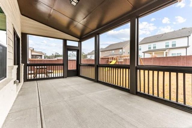 624 Fenwick Park Drive, Lawrenceville, GA 30045