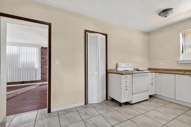189 Morgans Way, Palm Springs, FL 33461