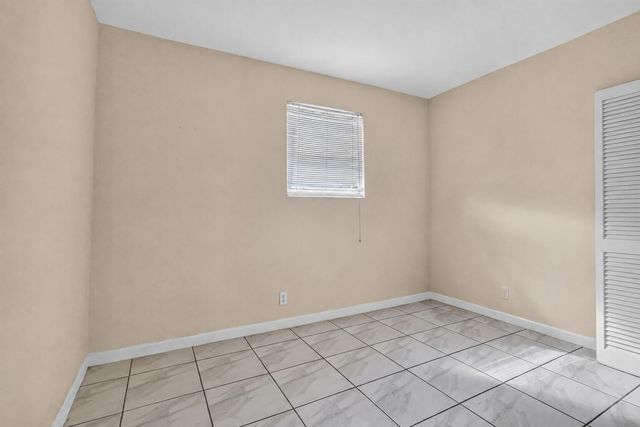 189 Morgans Way, Palm Springs, FL 33461