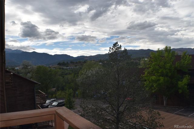 2380 Stepping Stones Way, Colorado Springs, CO 80904