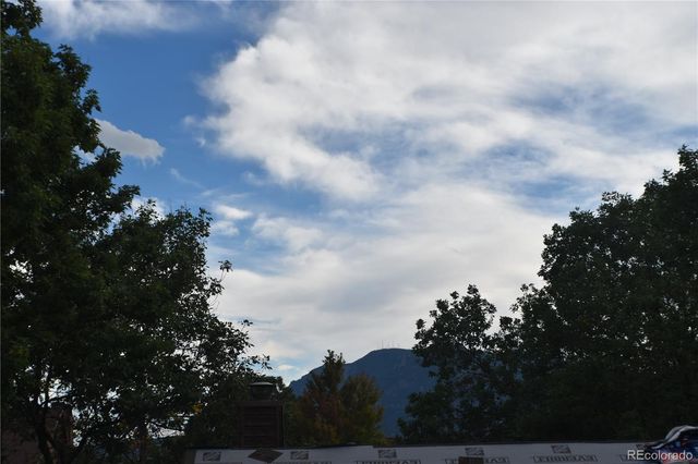 2380 Stepping Stones Way, Colorado Springs, CO 80904