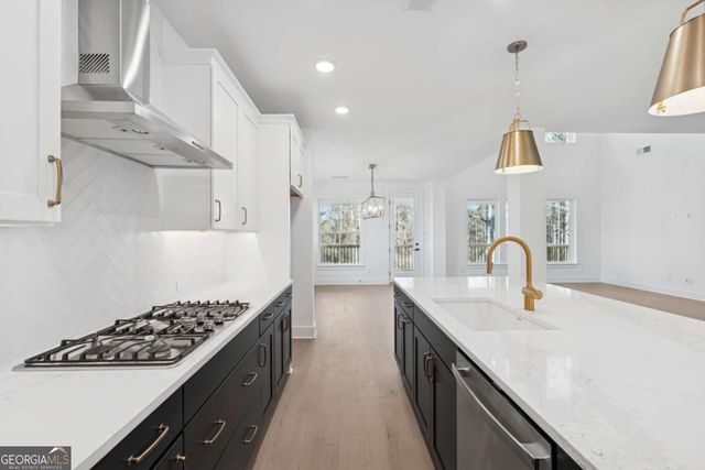 449 Maypop Lane, Woodstock, GA 30188