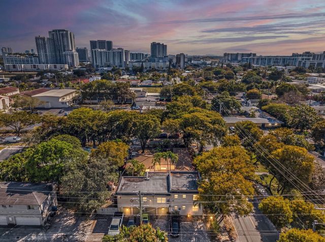 1857 Buchanan Street 8, Hollywood, FL 33020