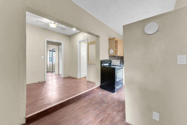 1857 Buchanan Street 8, Hollywood, FL 33020