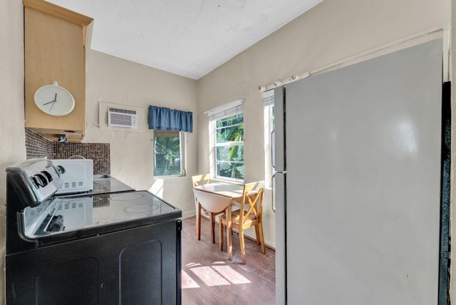 1857 Buchanan Street 8, Hollywood, FL 33020