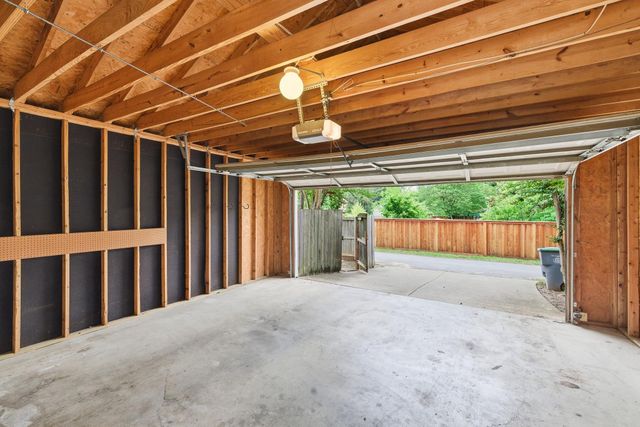 1716 CARRUTHERS PL, Memphis, TN 38112
