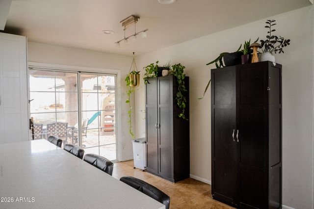 3606 E VERDIN Road, Phoenix, AZ 85044