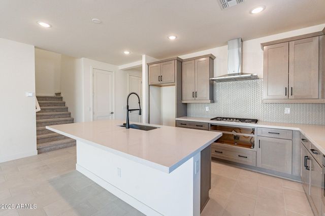 12941 N FOUNDERS PARK Boulevard, Surprise, AZ 85379