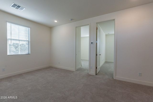 12941 N FOUNDERS PARK Boulevard, Surprise, AZ 85379