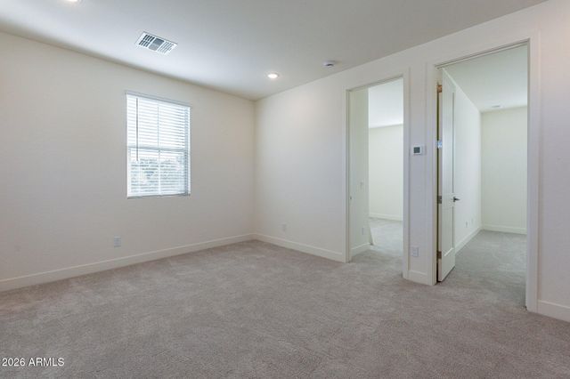 12941 N FOUNDERS PARK Boulevard, Surprise, AZ 85379