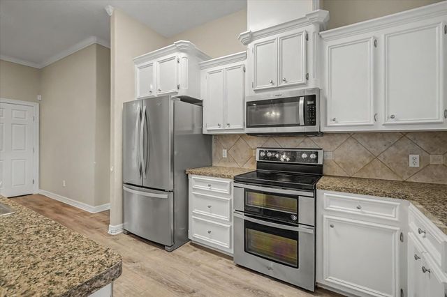 1015 Cardinal Drive, Richwood, TX 77566