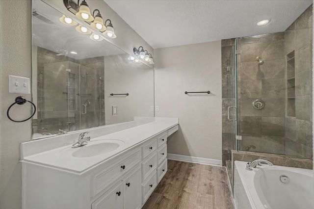 1015 Cardinal Drive, Richwood, TX 77566