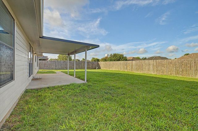 1015 Cardinal Drive, Richwood, TX 77566