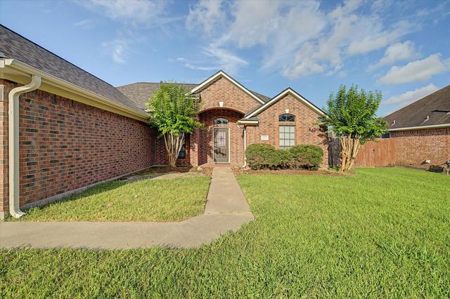 1015 Cardinal Drive, Richwood, TX 77566