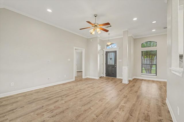 1015 Cardinal Drive, Richwood, TX 77566