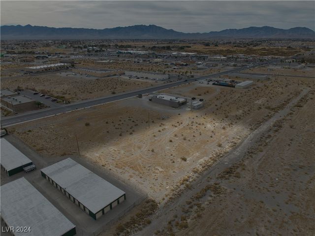 1401 East Pink Way 1, Pahrump, NV 89060