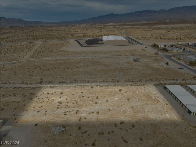 1401 East Pink Way 1, Pahrump, NV 89060