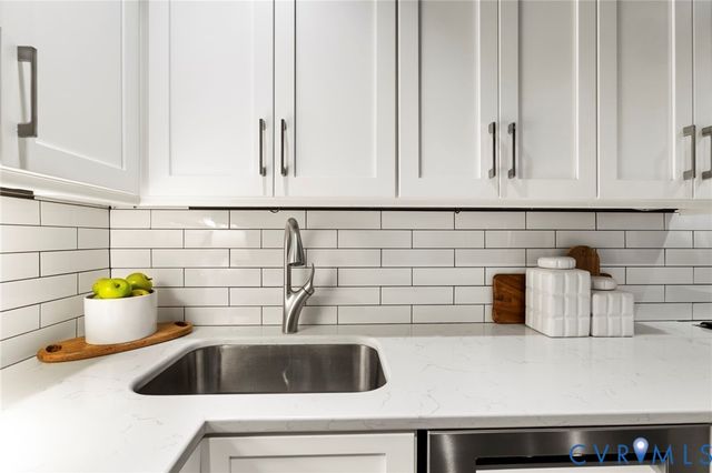 2714 E Broad St, Richmond, VA 23223