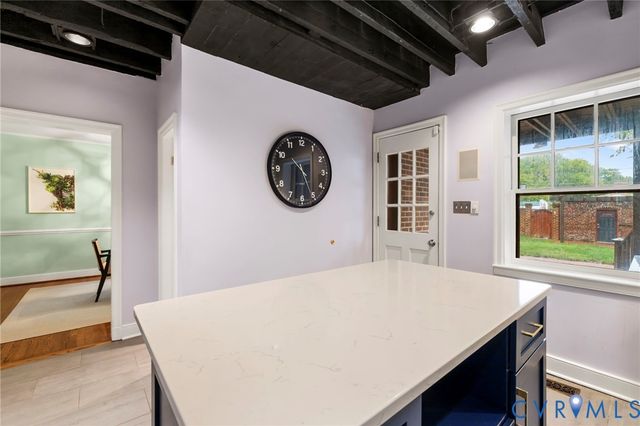 2714 E Broad St, Richmond, VA 23223