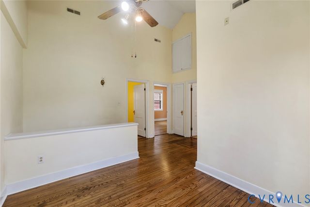 2714 E Broad St, Richmond, VA 23223