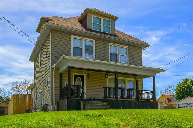 701 Old Zelienople Rd, Ellwood City, PA 16117