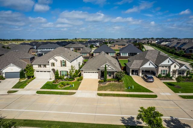 1104 Garden Grove Lane, Forney, TX 75126