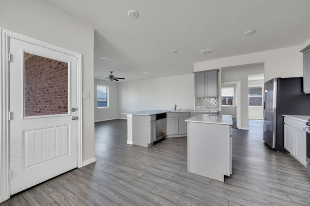 1104 Garden Grove Lane, Forney, TX 75126