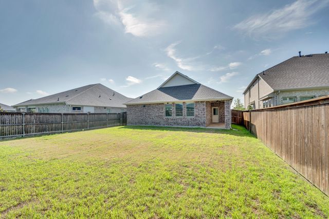 1104 Garden Grove Lane, Forney, TX 75126
